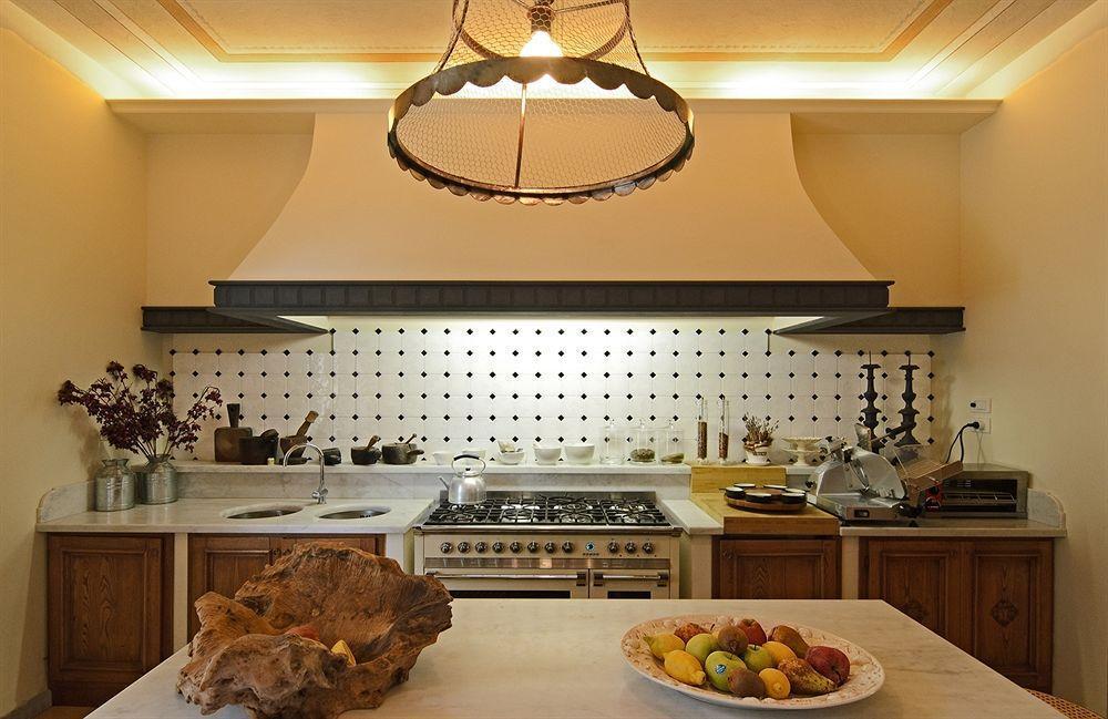 Villa Sestilia Guest House Монтайоне Екстериор снимка